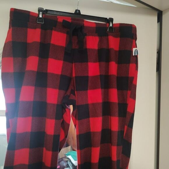 New Old Navy Red Black Soft Fleece Lounge Pants Size Women's XL - Picture 2 of 2